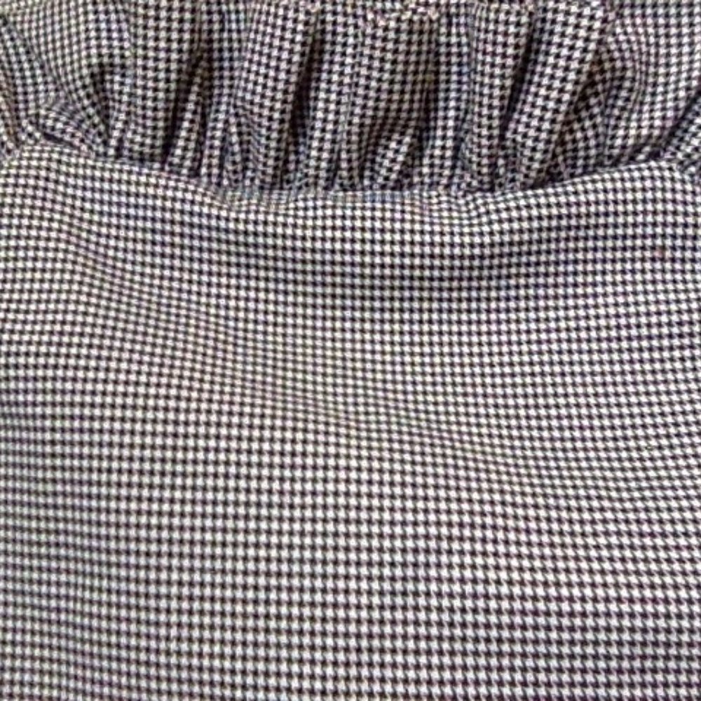 Ruffle / check skirt